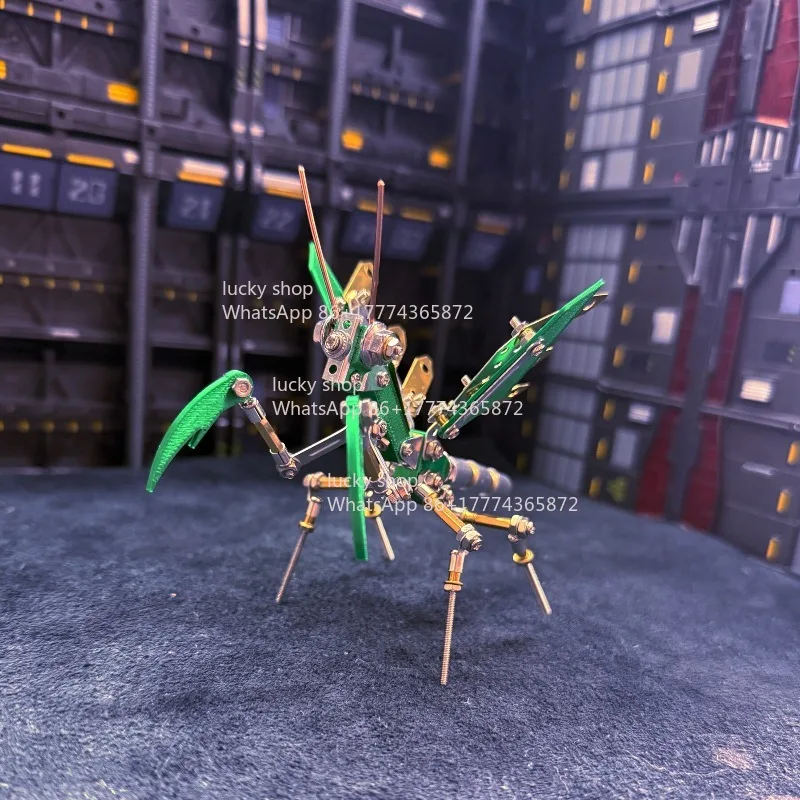 

Механическая модель насекомого-мантиса «Серп-жнец», ручная сборка, креативный подарок на праздник