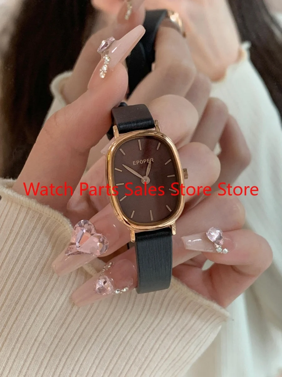 

Gao Yuanyuan, the same style, Fu lady 2024 retro light luxury positive women's small dial for gifts