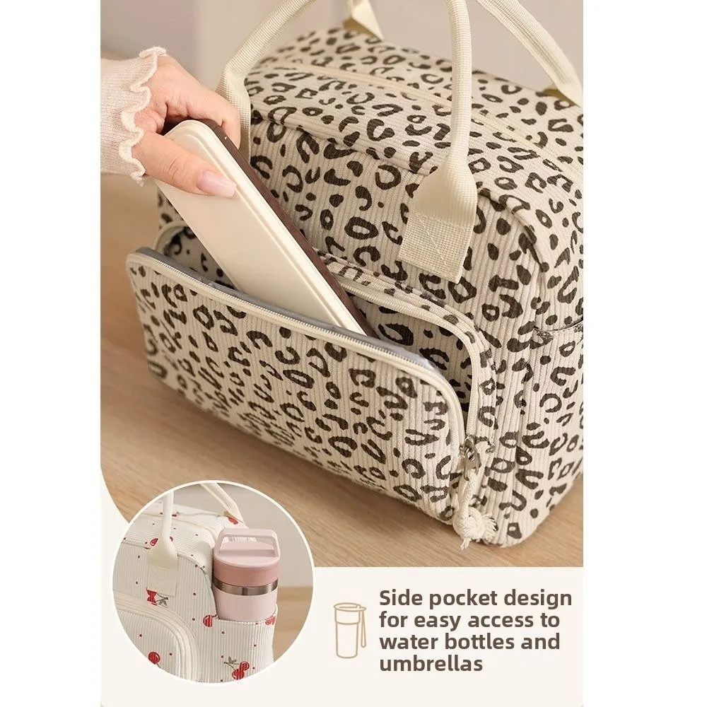 Portable Corduroy Lunch Bag Large Capacity Strawberry Pattern Picnic Bag Reusable Leakproof Food Thermal Handbag Women's Use