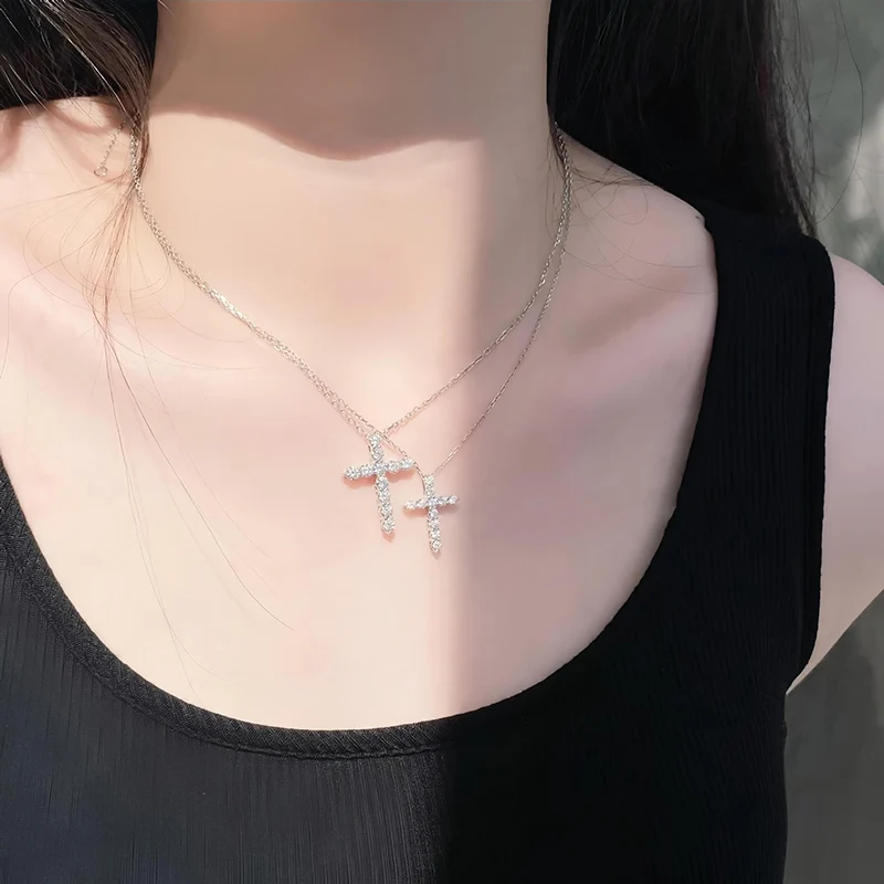 Lycfn 2.5-5mm Moissanite Cross Pendant Necklace 100% 925 Sterling Sliver Chain Plated 18k Gold Fine Necklace for Women Jewelry