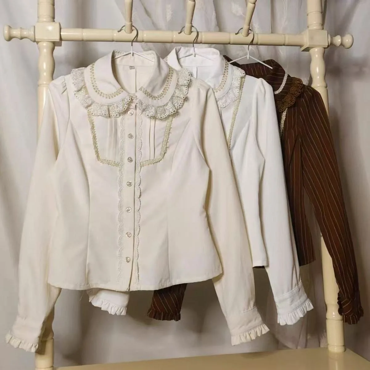 Lolita Nieuwe Lange Mouw Herfst Winter Pop Kraag Shirt Veelzijdige Bladerdeeg Mouw Top JSK Zoet Schattig Meisje Retro Innerlijke Slijtage