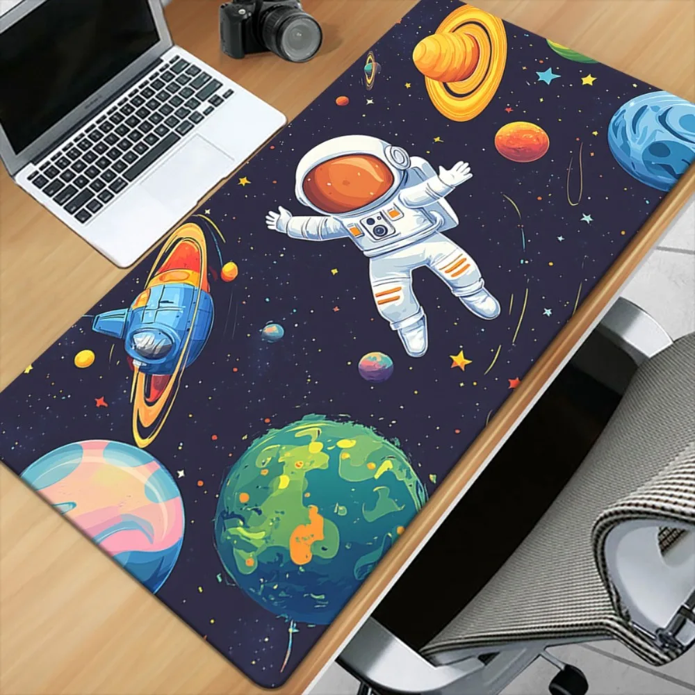 

Коврик для мыши XXL с космической тематикой (космонавт, планеты), резиновый, удлиненный, для ПК-компьютера
