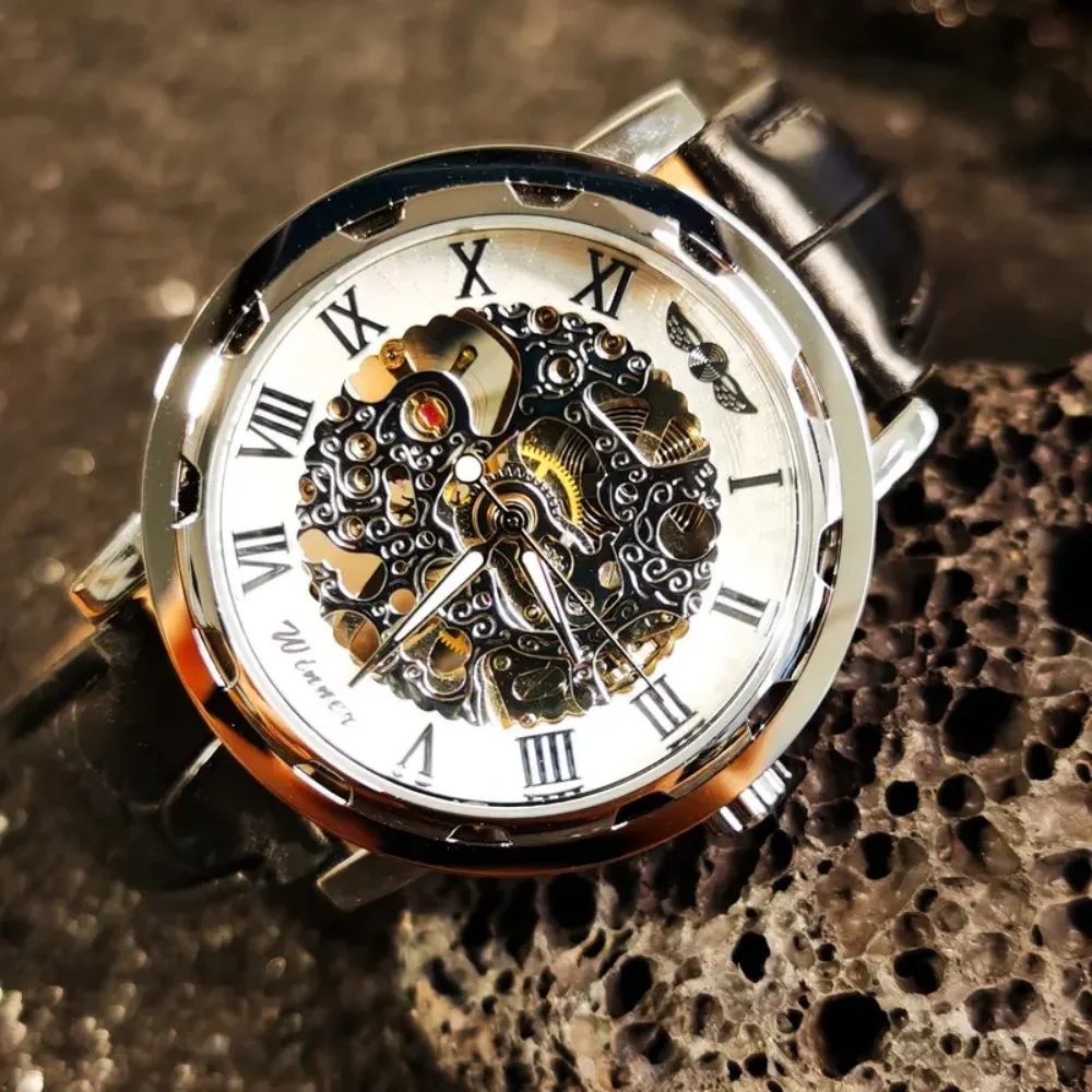 

New High-End, Light Luxury, Fashionable Men's Mechanical Watch, Hollow Design, Round Dial, Leather Strap, European and American Style, Fashionable, Casual, Simple, Personalized, Retro Manual Mechanical Watch for Men, the Best Gift for Him