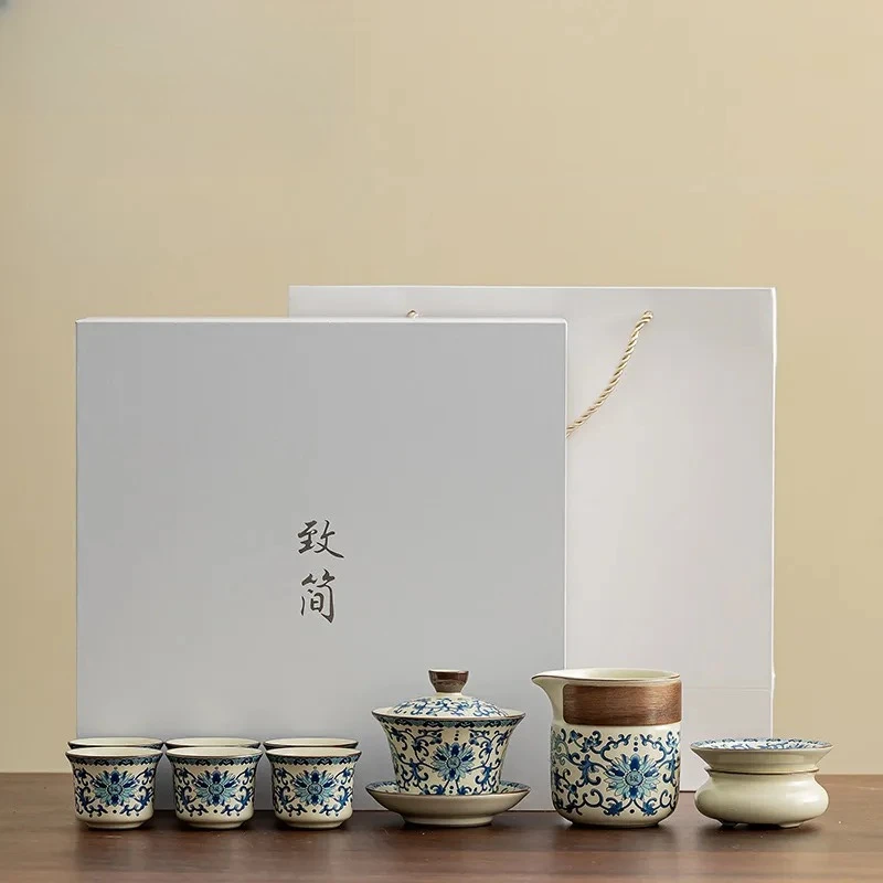 

Chinese Ru Kiln Blue And White Ceramic Tea Set Exquisite Tea Infusers Klit Kung Fu Tea Cup Portable Gaiwan Cups Gifts