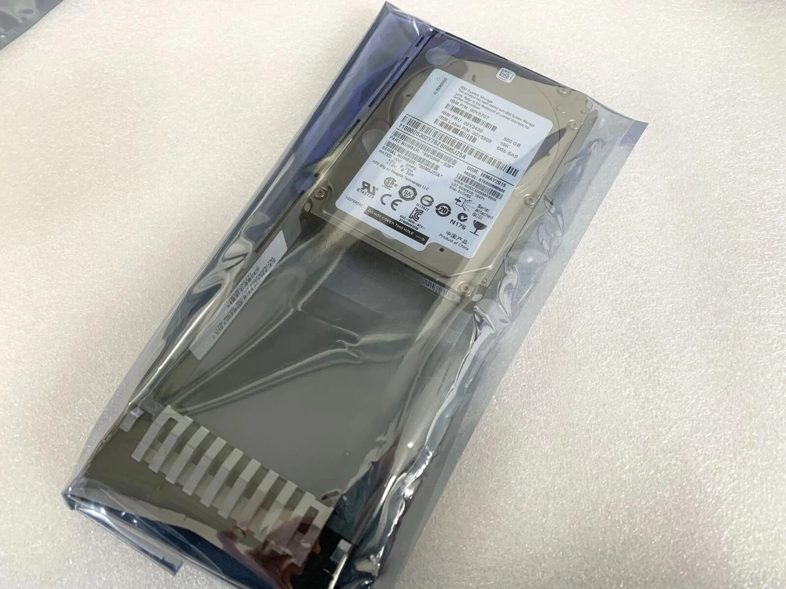 

Б/у 00Y2430 00Y2503 00Y5707 600G 10K SAS 2.5 Жесткий диск