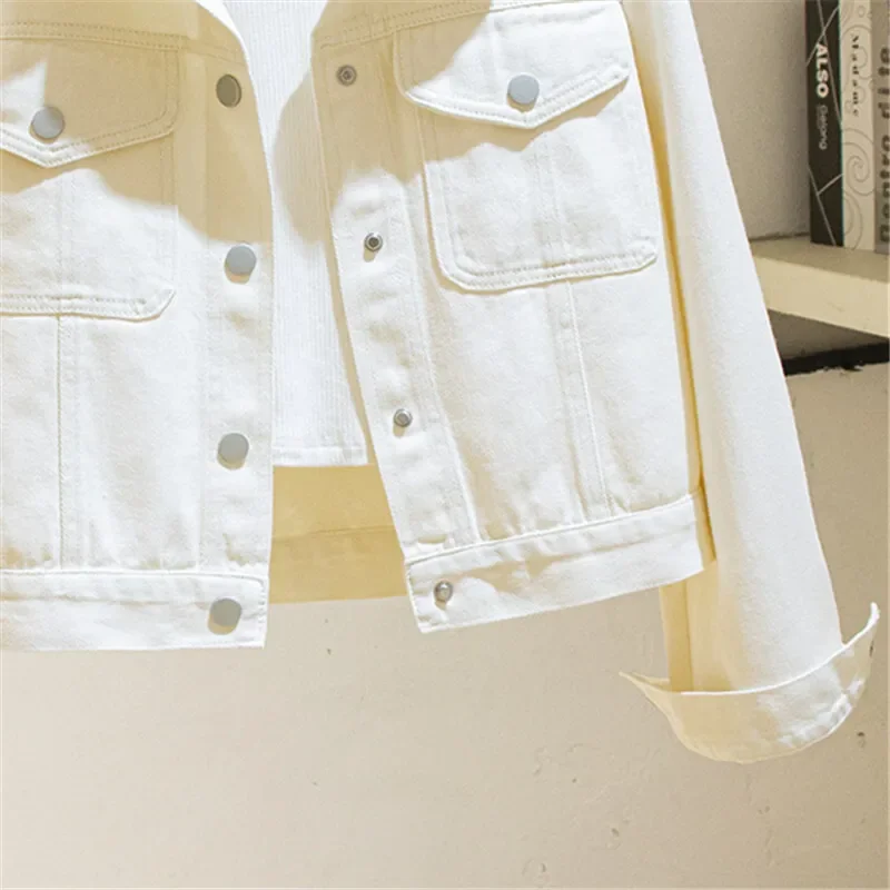 Koreaanse Mode Beige Denim Jas Vrouwen Slanke Korte Cowboy Bovenkleding Herfst Grote Zak Casual Jeans Jas Vrouwelijke
