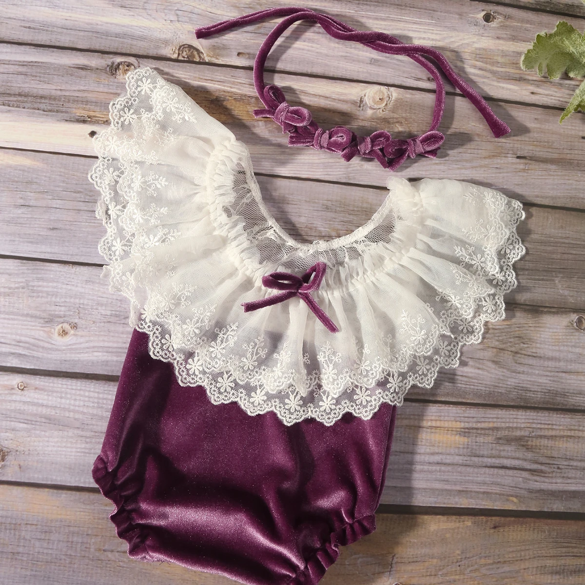 Ylsteed Newborn Photography Lace Romper with Hairband Infant Photoshoot Costume Baby Girl Hollow Back Bow Jumpsuit Picture Prop
