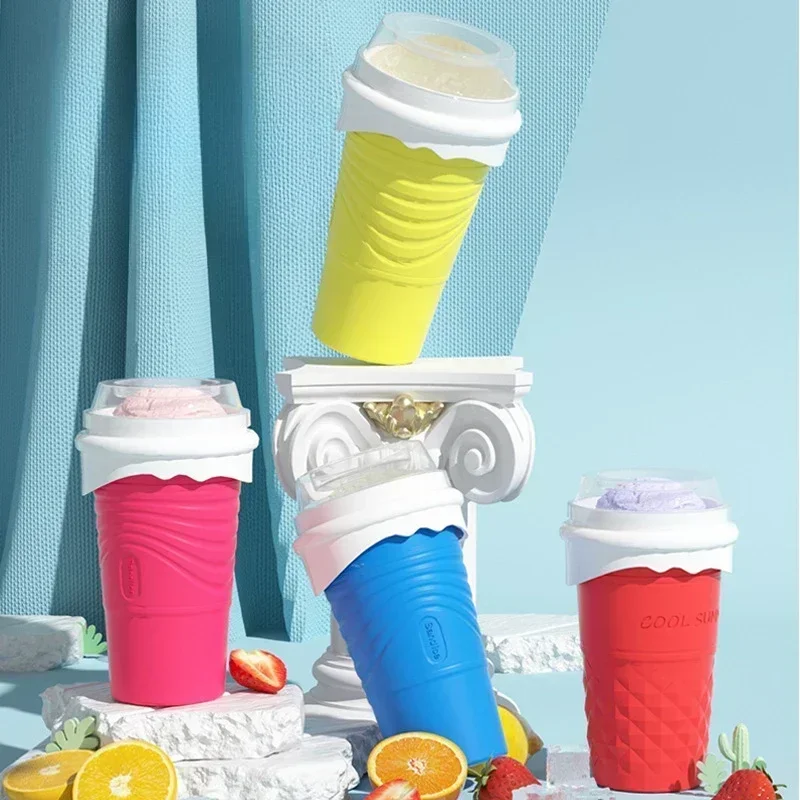 

Silicone Cup with Lid and Straw Suitable for Juice Milk and Ice Cream Making Double Wall Portable Smoothie Squeeze Cup
