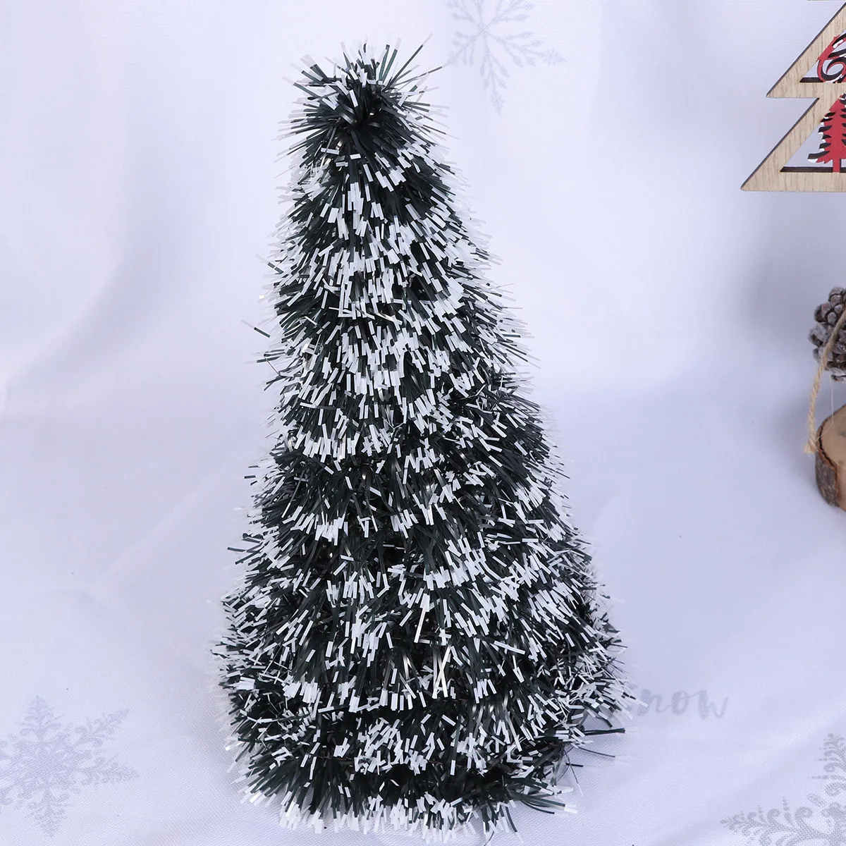 

Mini Christmas Tree Creative Decoration For Home Party Portable Xmas Ornament Holiday Gift Kids Pendants