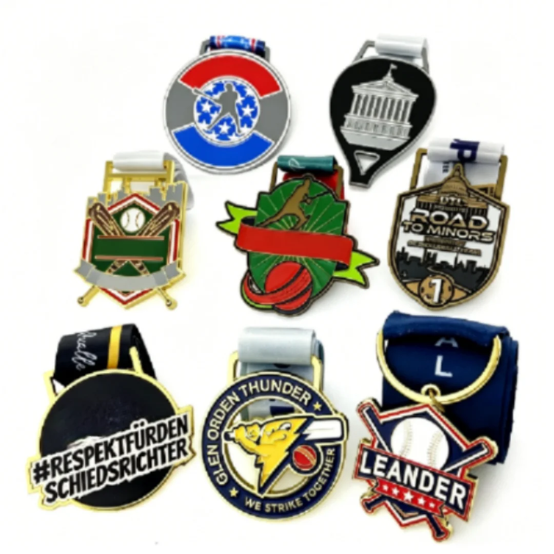 Free Sample Medals Custom Embossed Logo Karate Run Spinning Medals Sports Metal Antique Brass Silver Copper Pickleball Medal