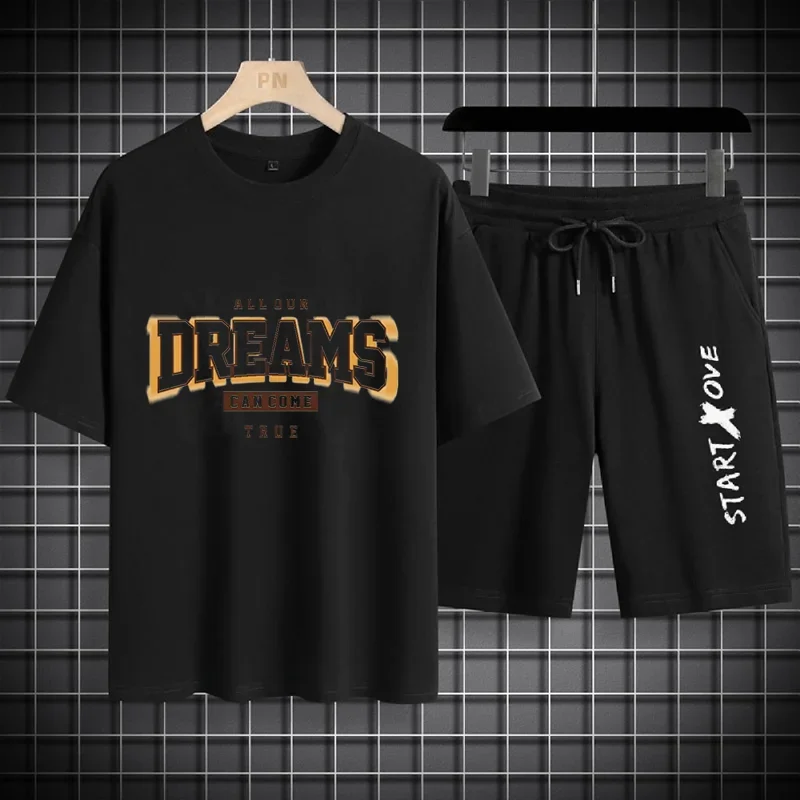 A Short-sleeved T-shirt for Men's Summer Fashion in 2025, Light, Breathable and Quick-drying, A Comfortable Choice for Summer