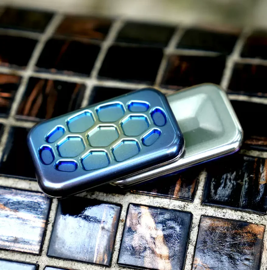 EDC Titanium alloy turtle relief push card light smooth card 8+6 layout fancy EDC fidget slider decompression toy