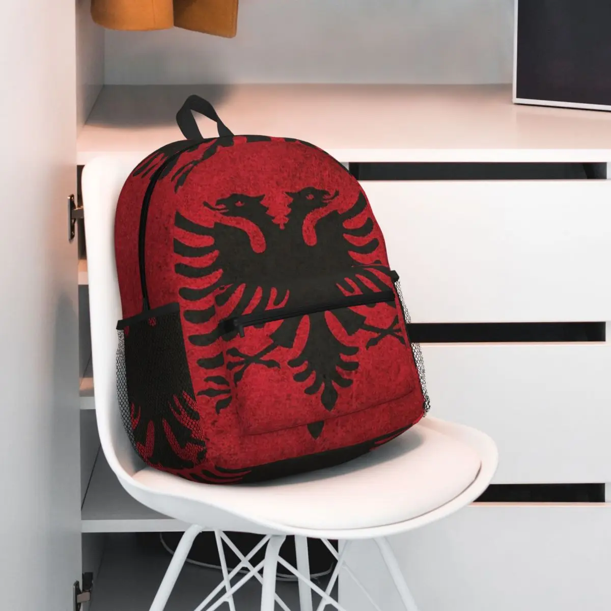 

Old And Worn Distressed Flag Of Albania Backpack Student BookBag Children School Bag Laptop Shoulder Bags for Men Women
