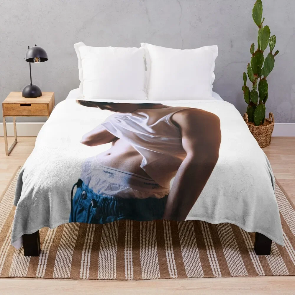 

TAEMIN Shinee Guilty Throw Blanket Bed covers Thins Soft Blankets