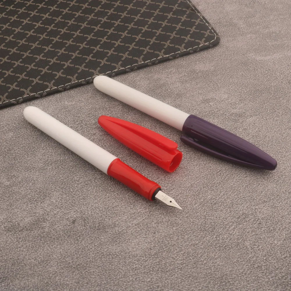 1pc JinHao 313 Plastic Fountain Pen color F/EF Nib Fashion Stationery Office School Supplies Gift ink Pens