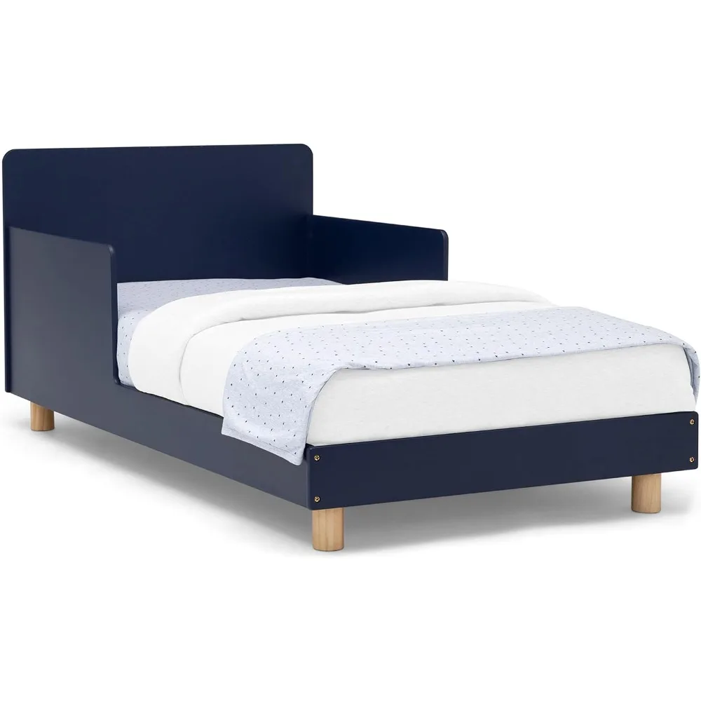Cama para niños con certificación Greenguard Gold y barandillas de protección, diseño azul marino/natural para un sueño seguro para niños