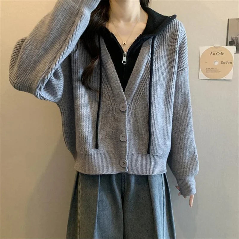 

Trendy Fake Two-Piece Hooded Sweater Women Fashion V-neck Long Sleeve Patchwork Knitwear Pullover Top Casual Single Breasted Top