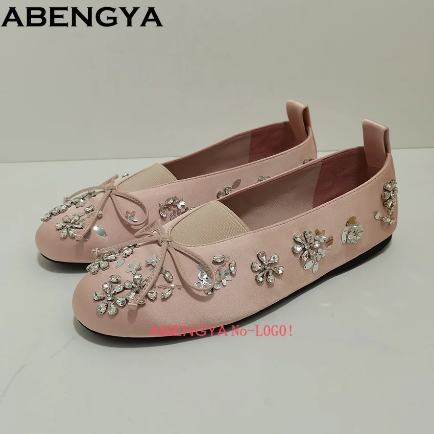 

Spring Autumn Pink Satin Loafers Women's Crystal Flower Decor Flat Shoes Slip On Ballets Flats Shoes Botas Mujer 2026
