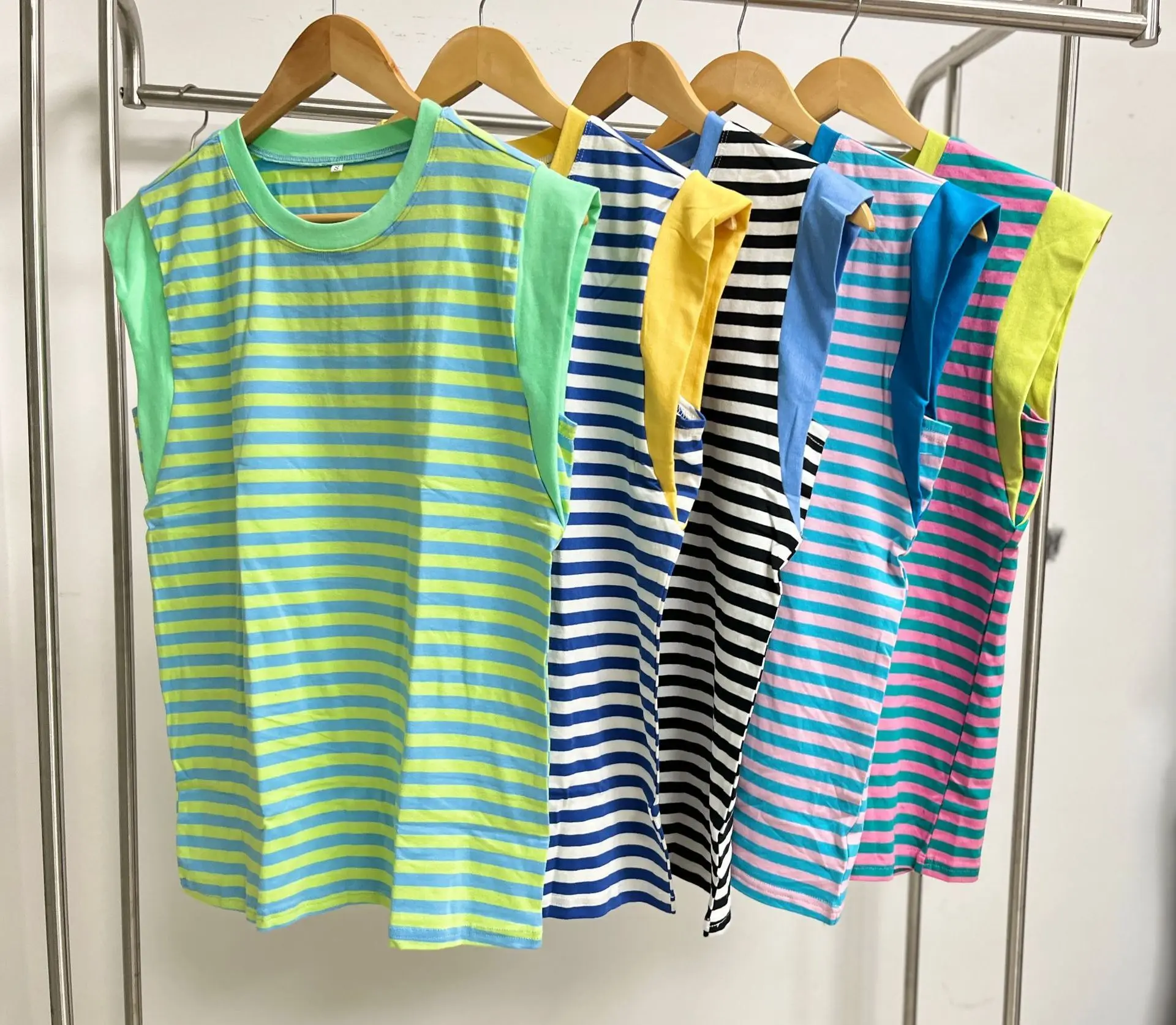 Verão feminino em torno do pescoço listrado bloco camiseta vintage y2k fino ajuste sem mangas colete feminino camiseta topos