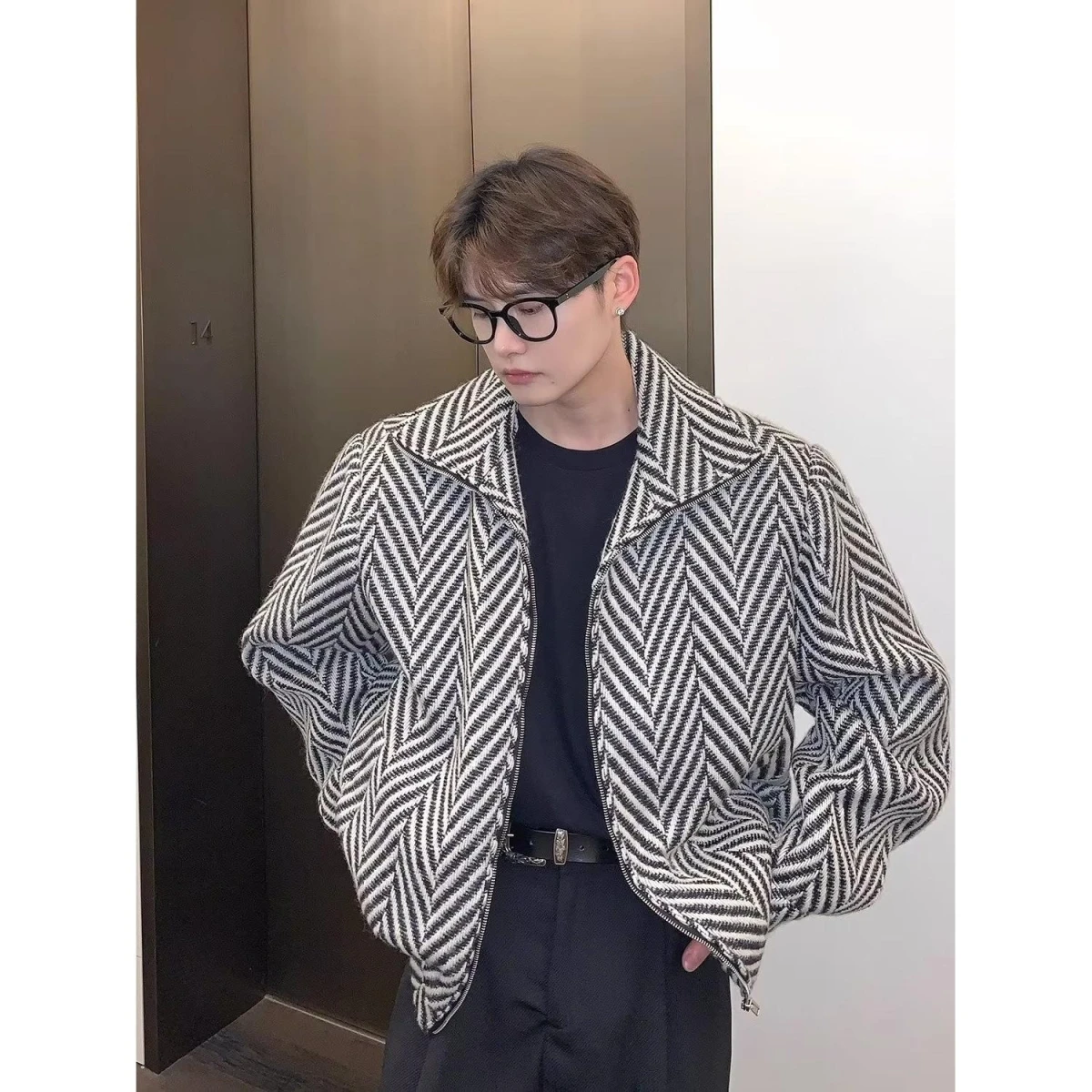 

Casual Striped Men's Jaet Autumn 2025 New Loose Fit Long Sve Stand Collar Polyester Fiber Thiened Outerwear for Teens