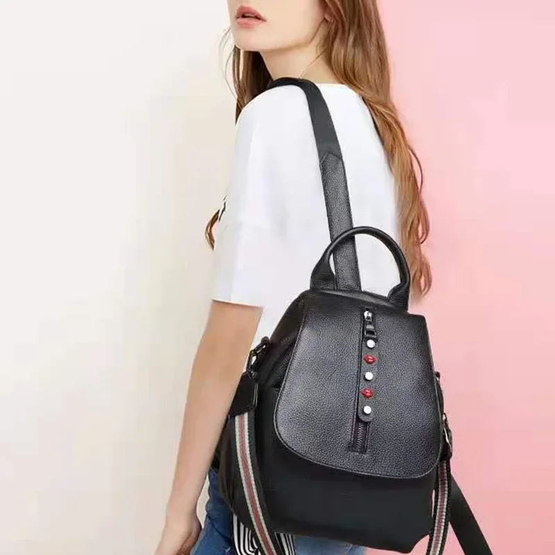 2026 New Luxury Brand Cow Genuine Leather Women Backpacks Female Ladies Girl Student Korean Casual Rivet Designer Backpack
