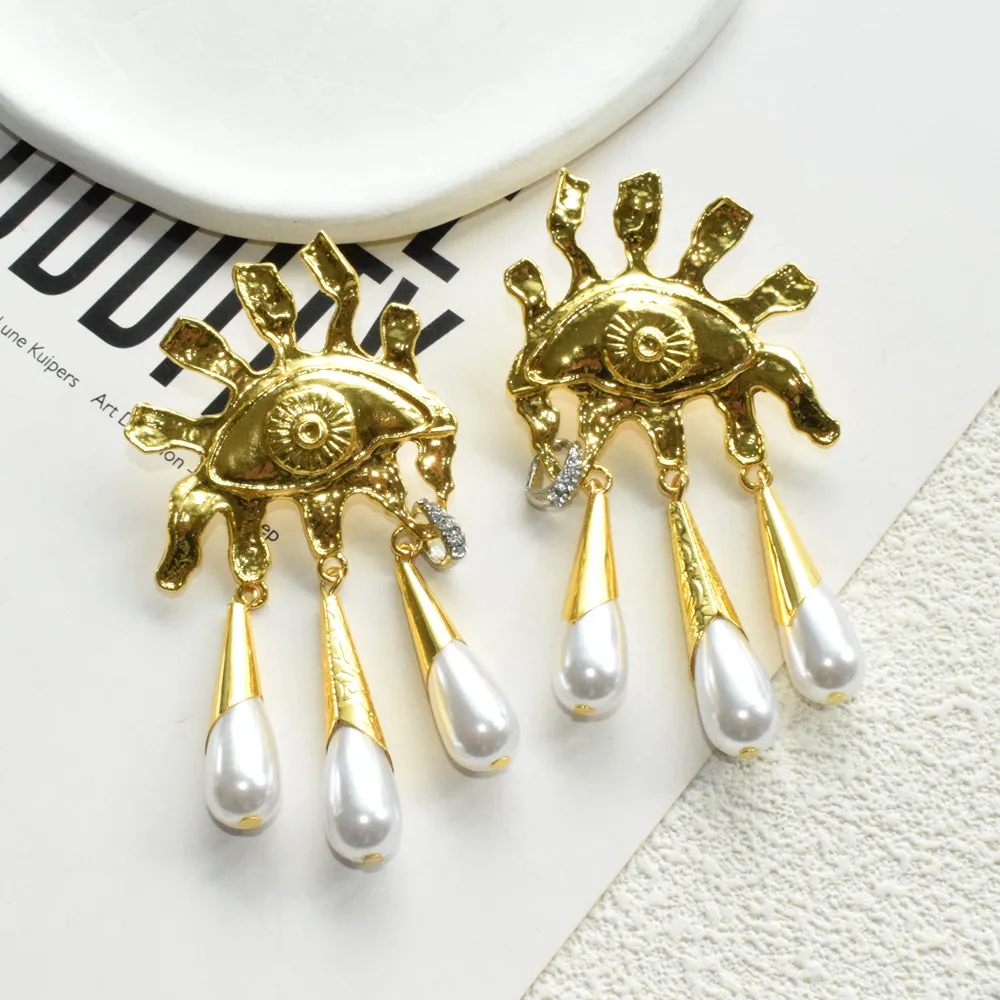 Vintage Ethnische Metalllegierung Vergoldete Augen Baumeln Ohrringe Für Frauen Schmuck Modenschau Aussage Ohrringe Zubehör – Detail 5