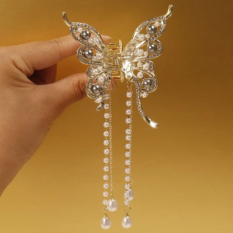 Korean Butterfly Pearl Tassel hair clip Women crystal Simple hair claw clip Shark crab Clips girls Hairpin Hair Accessories