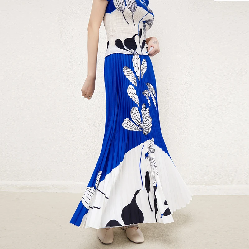 2025 الصيف موضة الطباعة مطوي مجموعة المرأة سليم الياقة المدورة تي شيرت بلوزات وتنورة طويلة قطعتين مجموعات #4