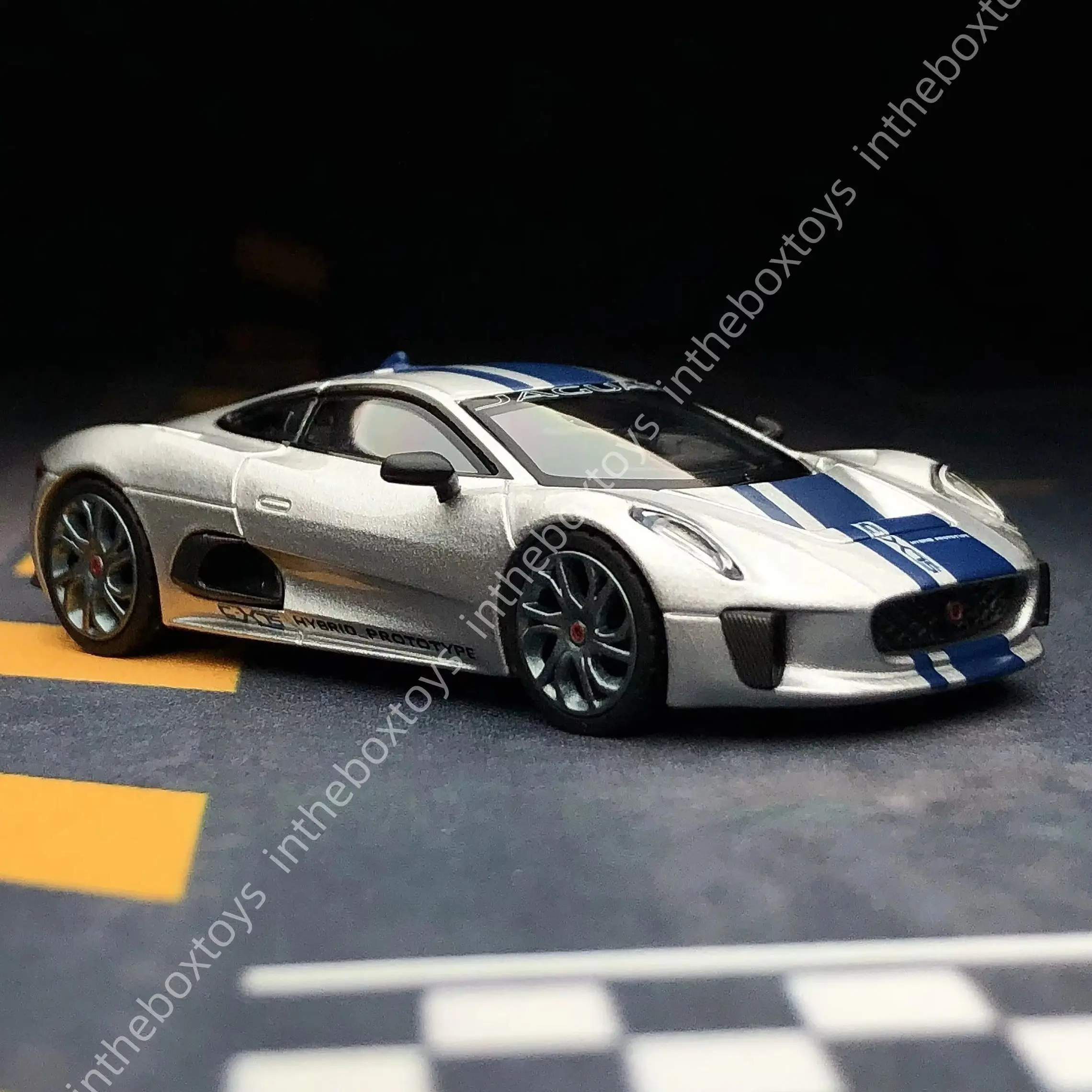 

In theBoxToys Store Minigt 1/64 960 Jaguar C-X75 Silver Diecast Model Car Collection Limited Edition Hobby Toys