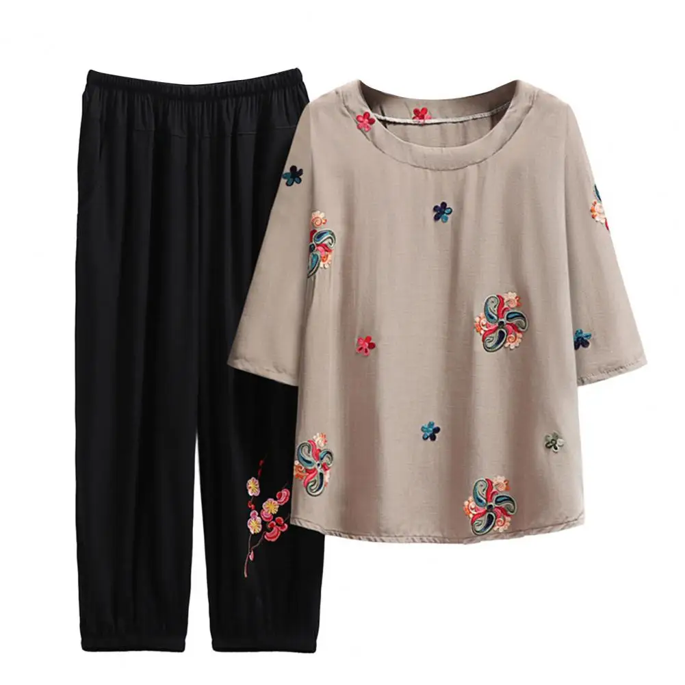 

Trendy Mother Pajamas Set Pullover Long Pants Three Quarter Sleeves Women Top Pants Set for Daily Wear