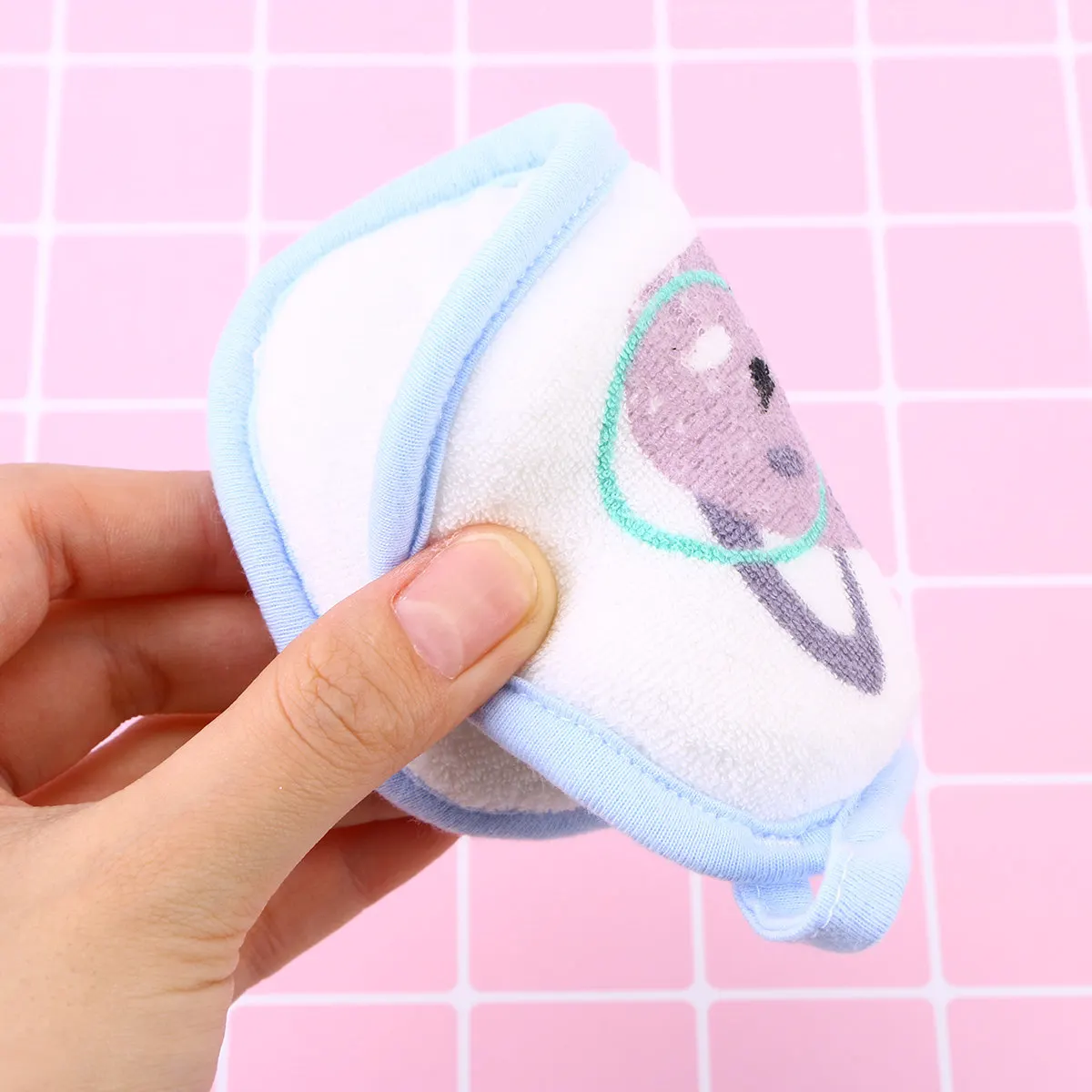 essenciais-para-banho-de-bebe-esponjas-e-esfoliadores-para-recem-nascidos