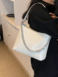 Senior silver bag female 2024 new leisure messenger bag fashion shoulder bag bucket bag.