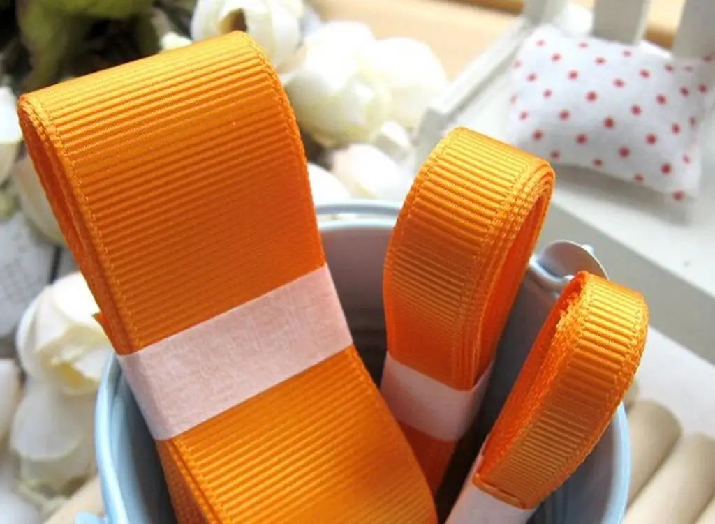 Multi Color Craft Grosgrain Ribbon for Gift Tying DIY Hair Bows Wedding Favor Packaging Fabric Ribbon Roll
