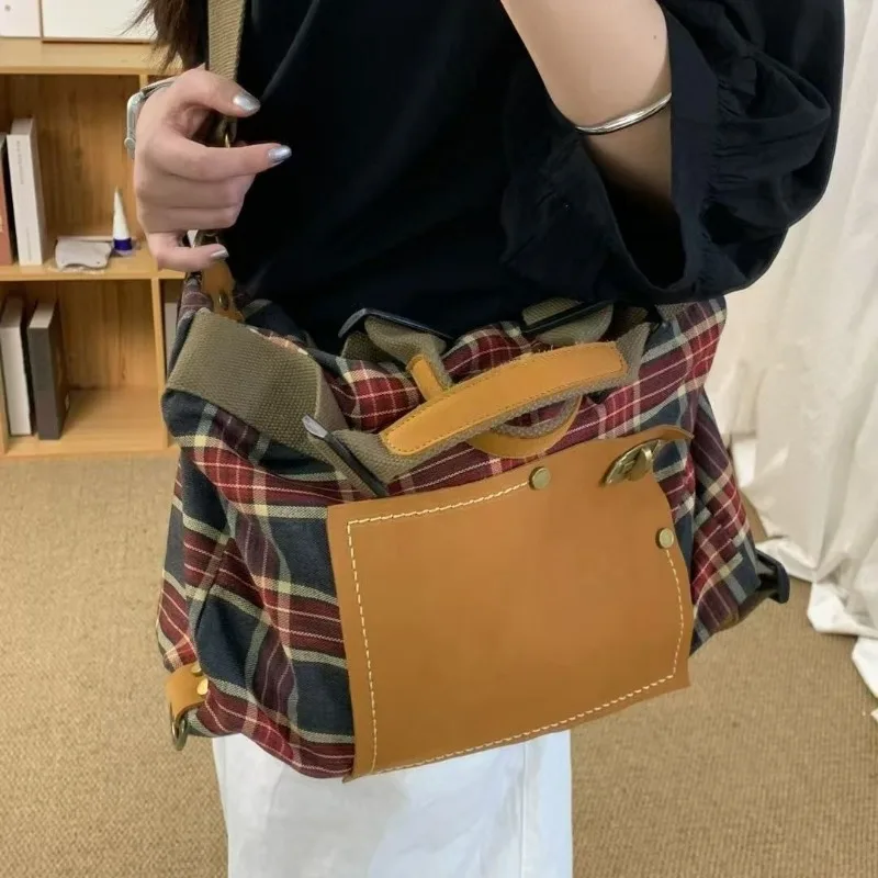 

Hot Selling Portable Backpack 2025 New Retro Multifunctional Tote Bag with Grid Pattern Large Capacity Canvas Bag