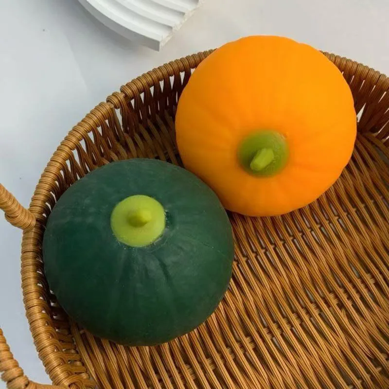 Kürbis-Quetschspielzeug, langsam aufsteigender Stressball zur Angstlinderung, niedliche Kürbis-Fidget-Sensorikspielzeuge für Erwachsene und Kinder, Spaß für die ganze Familie