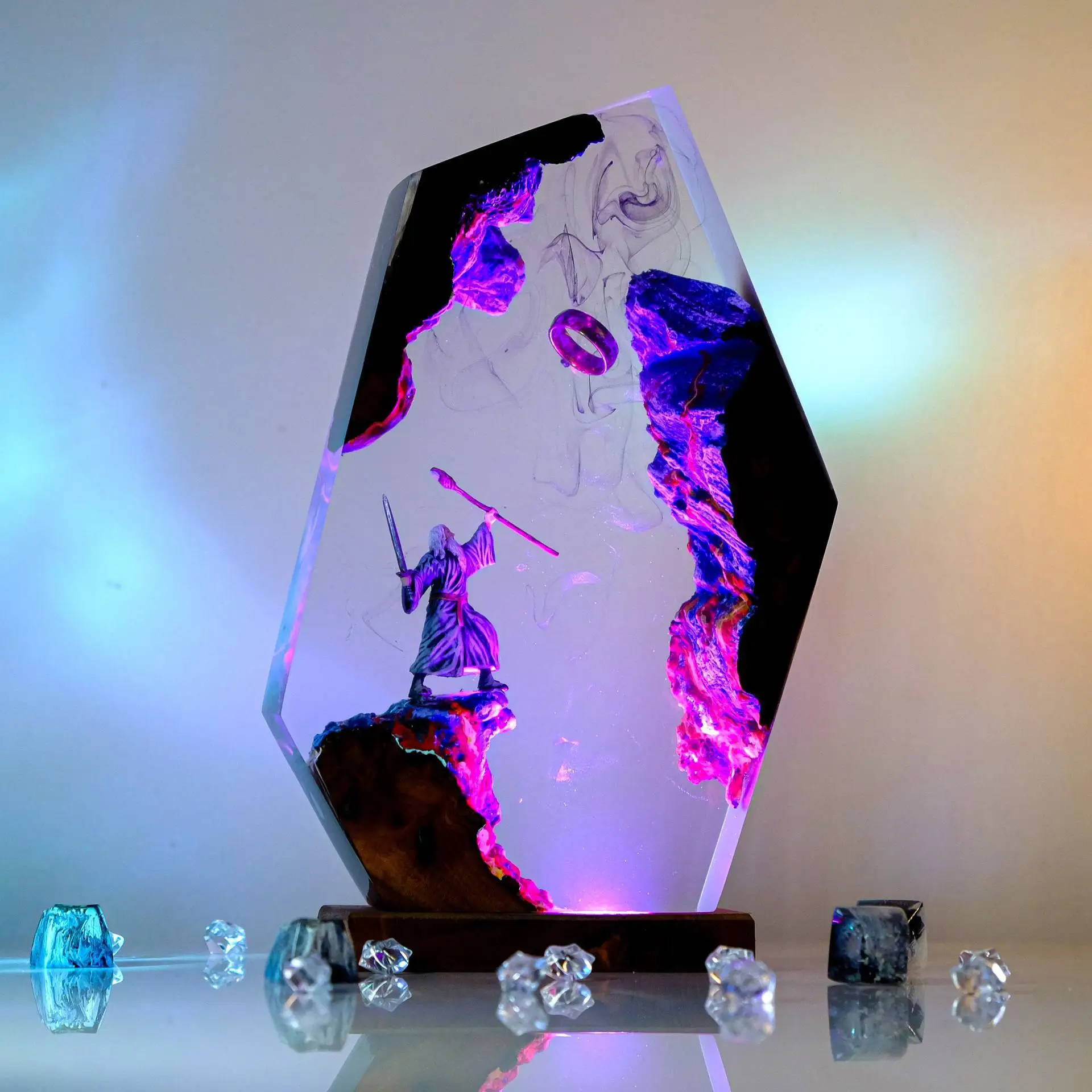 Movie Scence Figure Table Resin Lamp Magic Ring Colorful Night Light Customized Creative Artistic Desktop Home Decor USB Charge