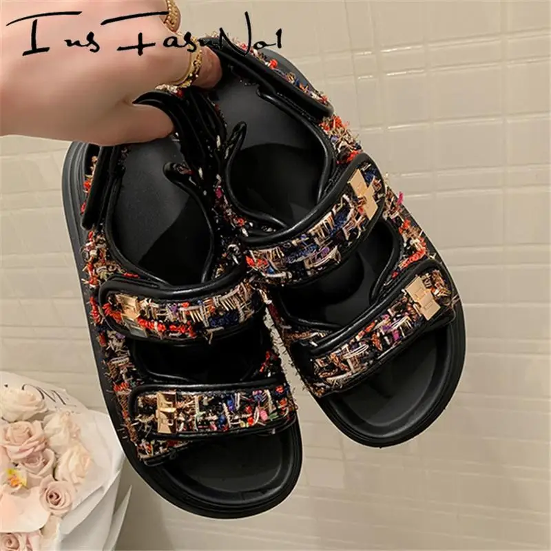 Casual Metal Decoration Women\'s Sandals Fashion Thick Bottom Platform Flat Heel Beach Shoes Female Hook Loop Sandals Increasing