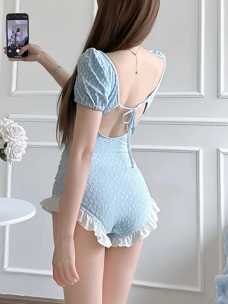 OIINAA Costume da bagno donna Backless increspato costume da bagno blu stampato beachwear estate 2025 nuova moda coreana costumi da bagno primavera calda