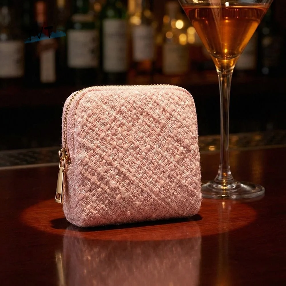 

Многофункциональный органайзер для ювелирных изделий: сумка для хранения колец, ожерелий, браслетов и серег, вместительный футляр для демонстрации украшений