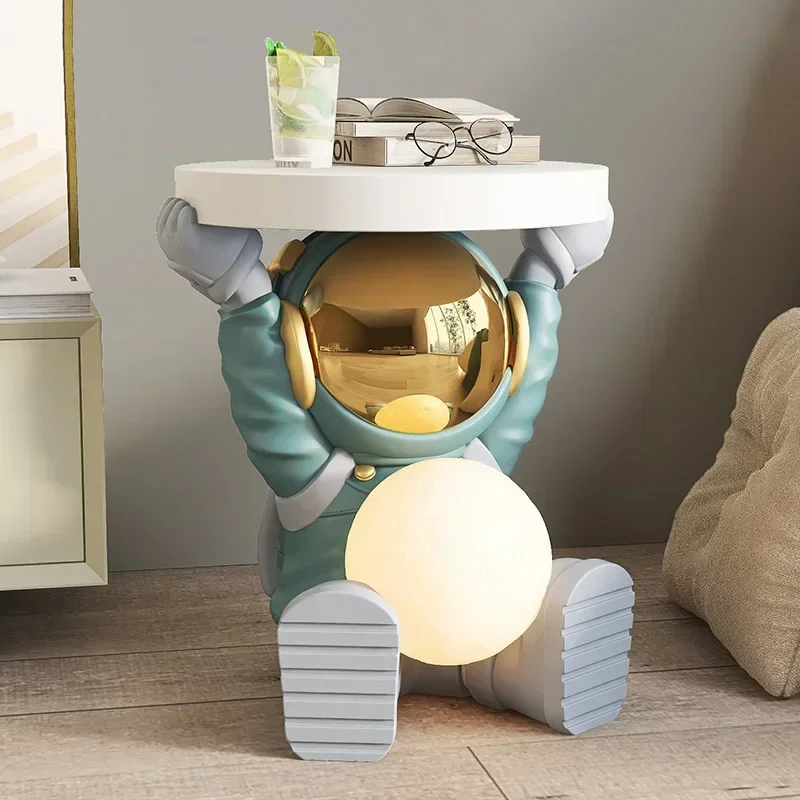 Creative Astronaut Figurine Coffee Tables Living Room Furniture Sofa Side Table Nightlight Bedside Table Resin Modern Room Decor