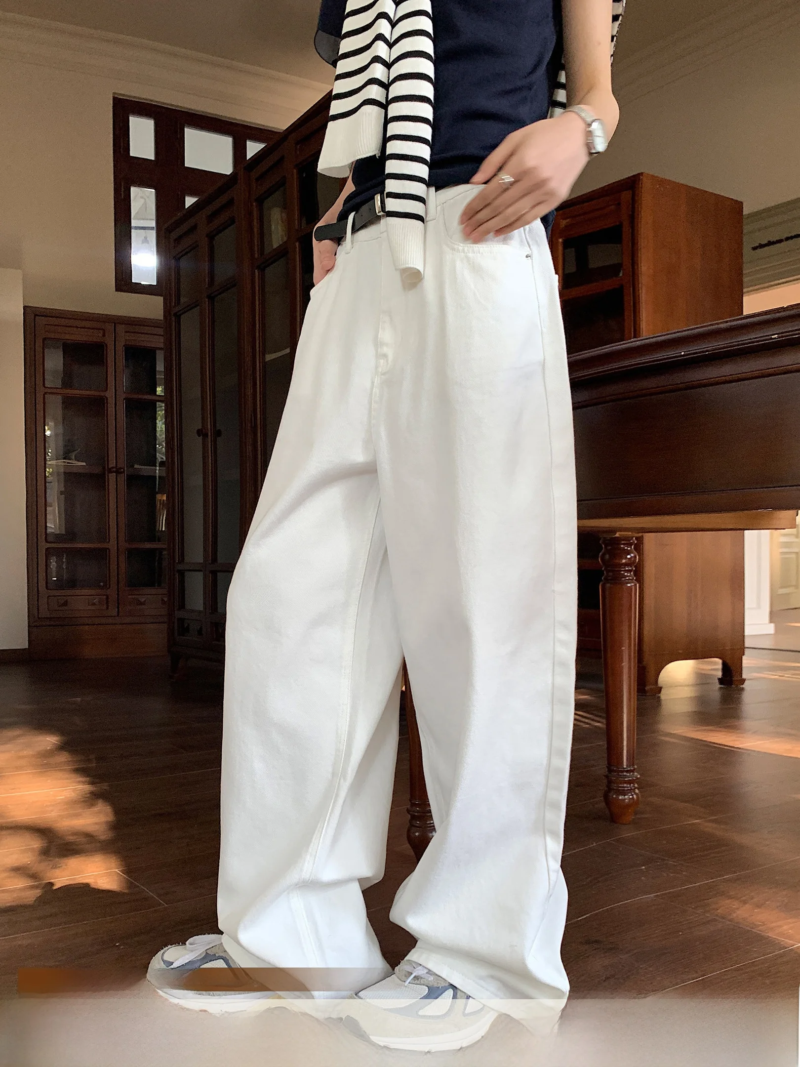 

Versatile High Waist Straight Leg White Jeans Women's Denim Pants All Seasons Cotton Stretch Button Closure Natural Waist