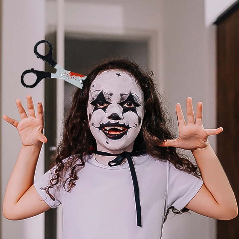 مناشير فأس دموية مزيفة لتزيين هالوين ، عصابة رأس سكين ، دعامة مزحة ، ديكور حفلة هالوين ، إكسسوارات تنكرية ،