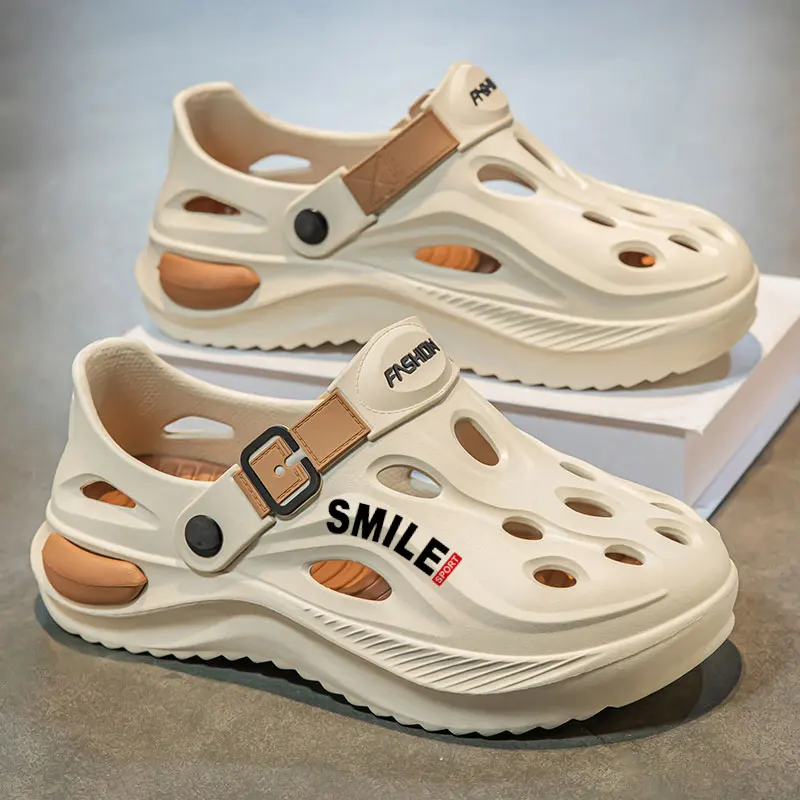 

New Soft Bottom Beach Sandals Fashion Sandals Men PU Leather Slippers Summer Comfortable and Breathable Male Footwear Flip Flops