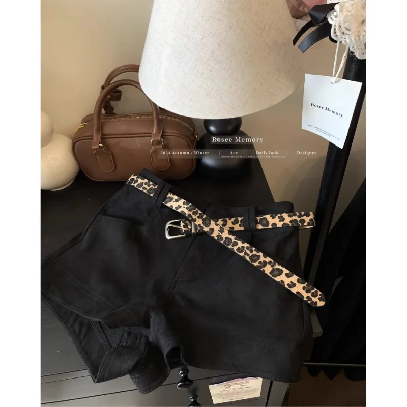 

Khaki Hot Girl Straight Casual Women's Spring and Autumn Small Hip A-Line All-match Shorts