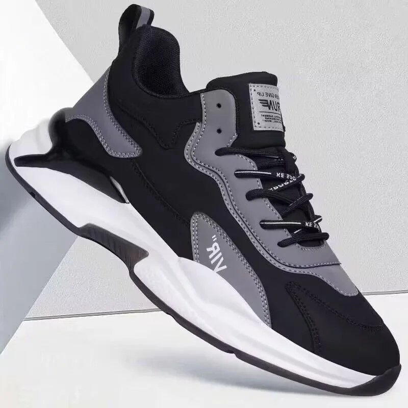 Moda giovanile tendenza uomo bianco scarpe casual autunno nuovo antiscivolo traspirante scarpe da ginnastica studente scarpa da skateboard Tenis Masculino 2024