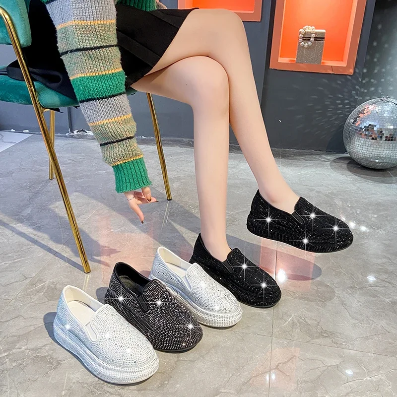 High quality rhinestone loafers for women\'s spring/summer 2024 new versatile sponge cake thick sole flat sole single shoes