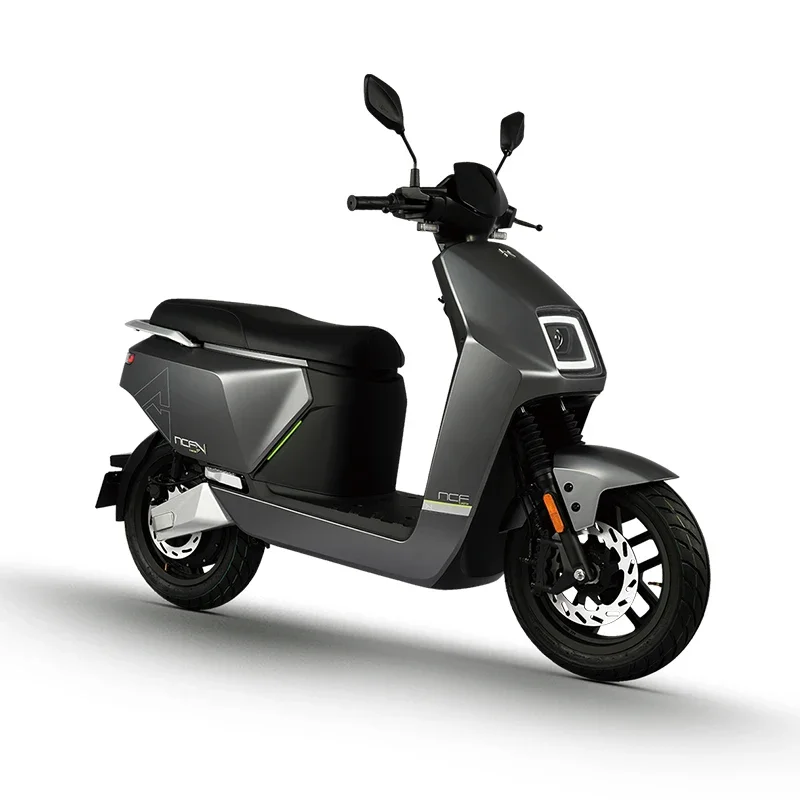 EEC Euro 5 Approved 14 Inch Two Wheeler 2100w NCF Lithium Electric Scooter 45KM/H 75KM/H 100KM/H E Motorcycle