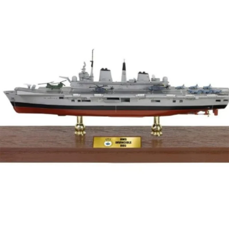 Metal Aircraft Carrier Ship Model 1/700 British HMS Invincible Aircraft Carrier R05 Finished Boat Model Collection Gift Toys