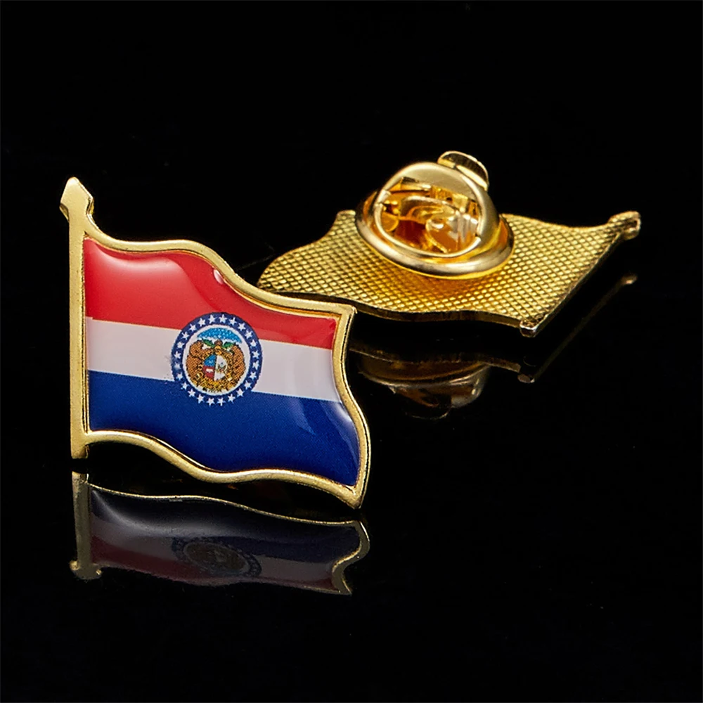 USA State of Missouri Waving American Coloried Flag Muliticolor Lapel Pins Brooch