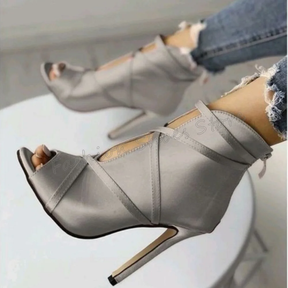 รองเท้าบูทส้นสูงแบบเปิดนิ้วเท้า สีเทา มีซิปด้านหลัง สวมใส่สบาย ส้นเข็ม รองเท้าส้นสูงสำหรับผู้หญิง รุ่นใหม่ ปี 2025 รองเท้าผู้หญิง